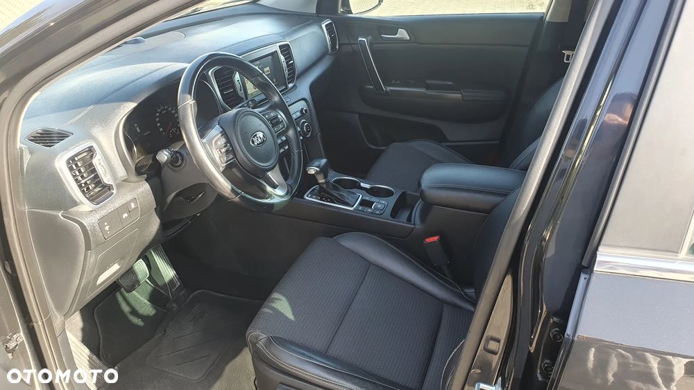 Kia Sportage 1.7 CRDI 2WD ISG Spirit - 10