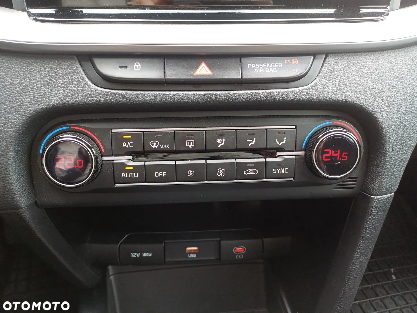 Kia Ceed 1.5 T-GDI M - 24