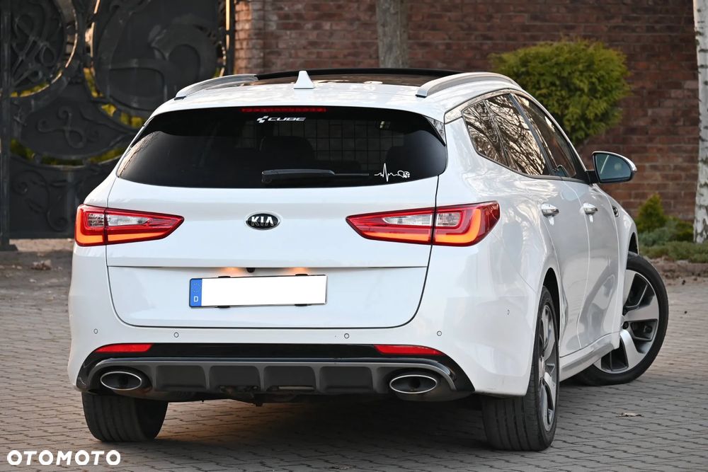 Kia Optima - 10