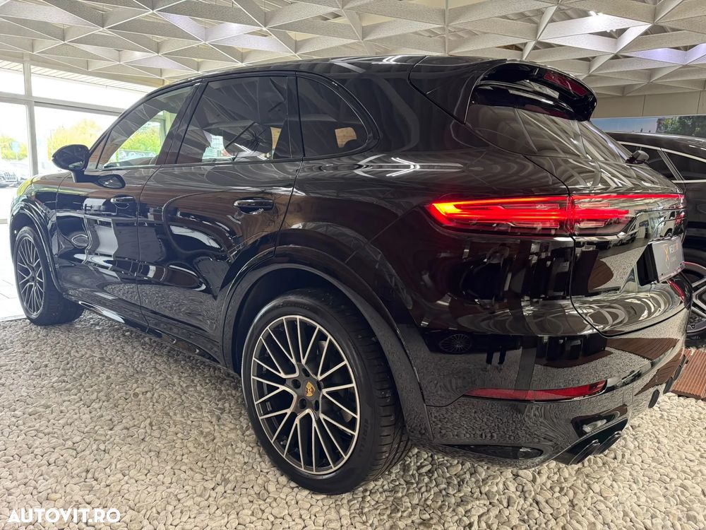 Porsche Cayenne Tiptronic S Platinum Edition - 6