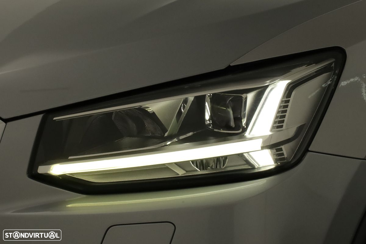 Audi Q2 1.6 TDI Design - 6