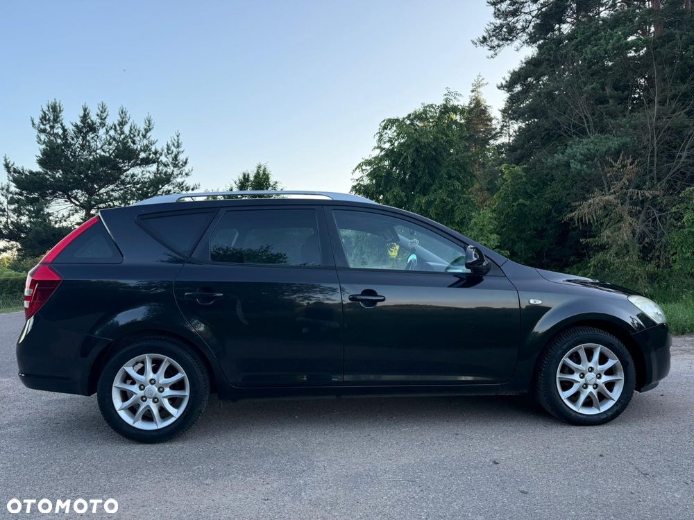 Kia Ceed - 3