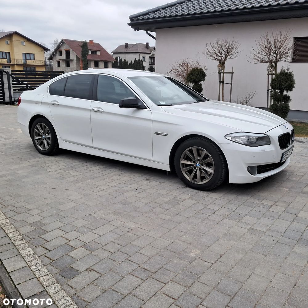 BMW Seria 5 520d - 8
