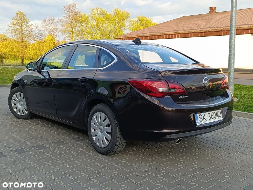 Opel Astra 1.4 T EU6 - 2