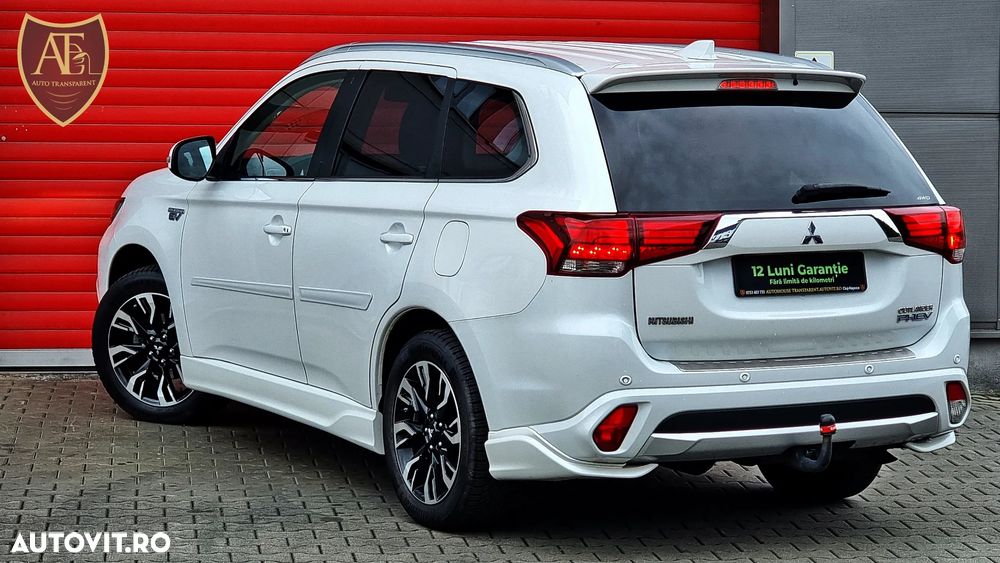 Mitsubishi Outlander 2.0 4WD - 26