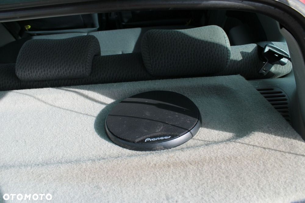 Renault Clio - 6