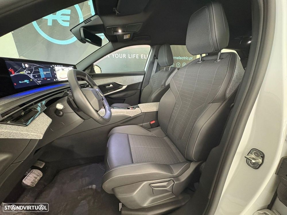 Peugeot E-5008 73 kWh Allure - 4
