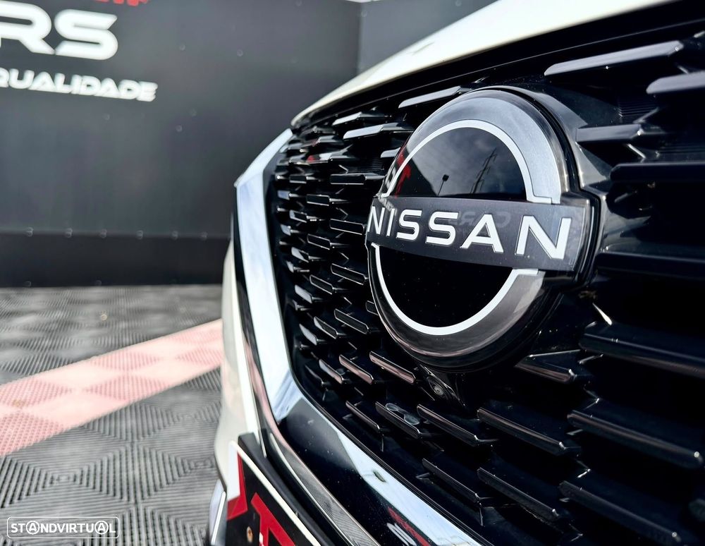 Nissan Qashqai 1.3 DIG-T Tekna + Xtronic - 32