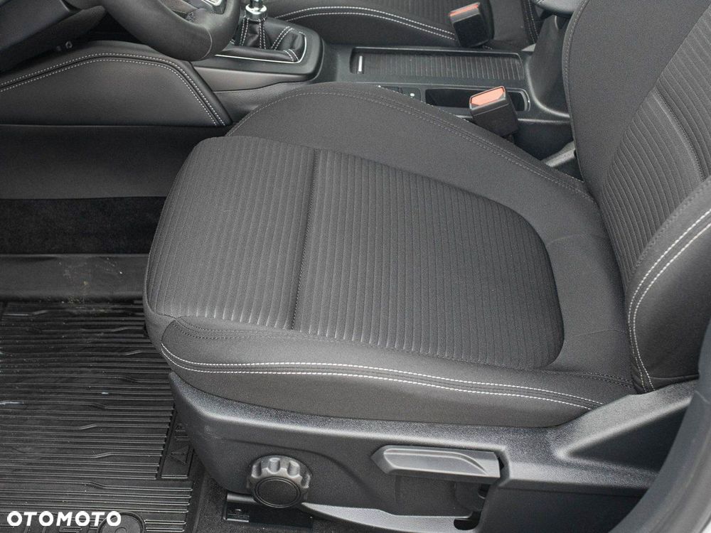Ford Focus - 12