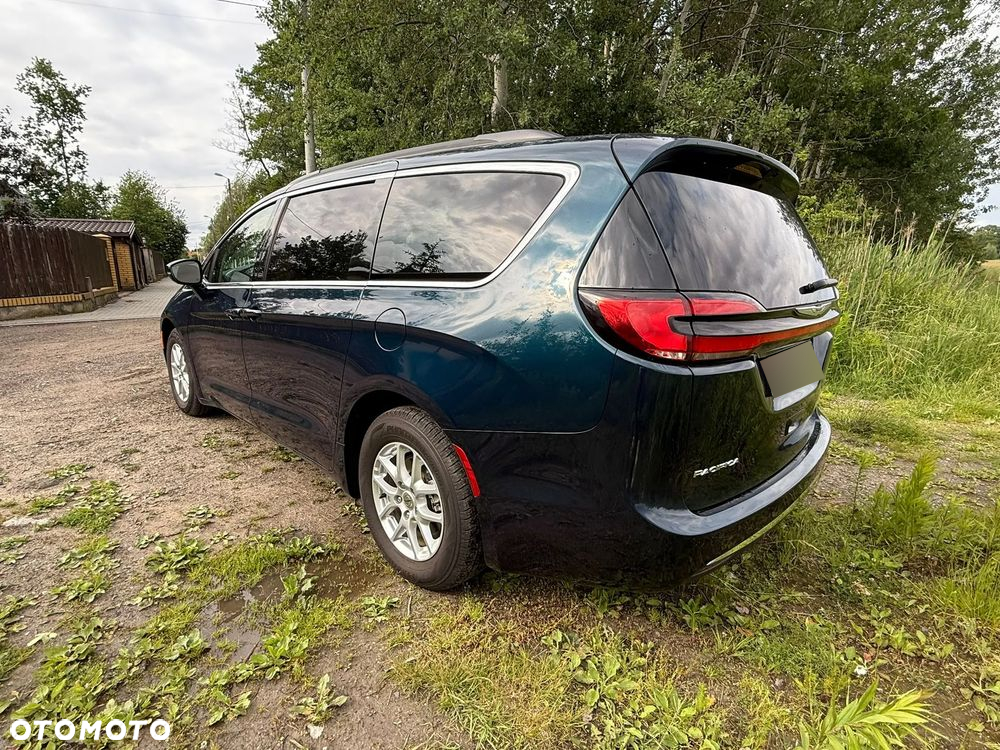Chrysler Pacifica - 8