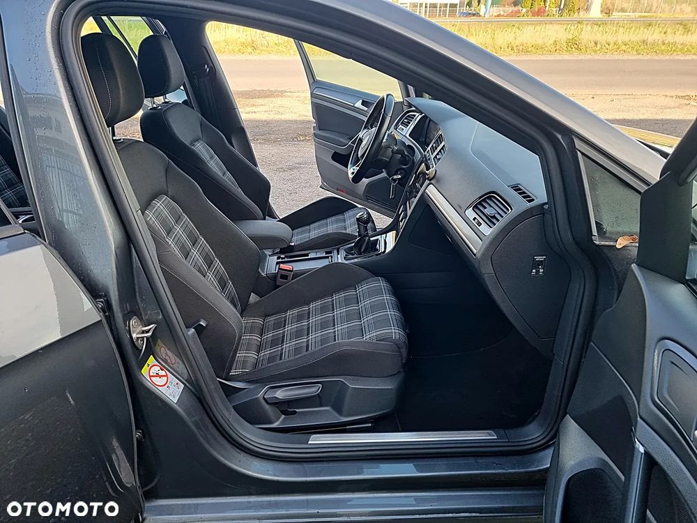 Volkswagen Golf GTD (BlueMotion Technology) - 17