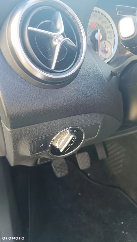 Mercedes-Benz Klasa A 180 (BlueEFFICIENCY) Style - 16