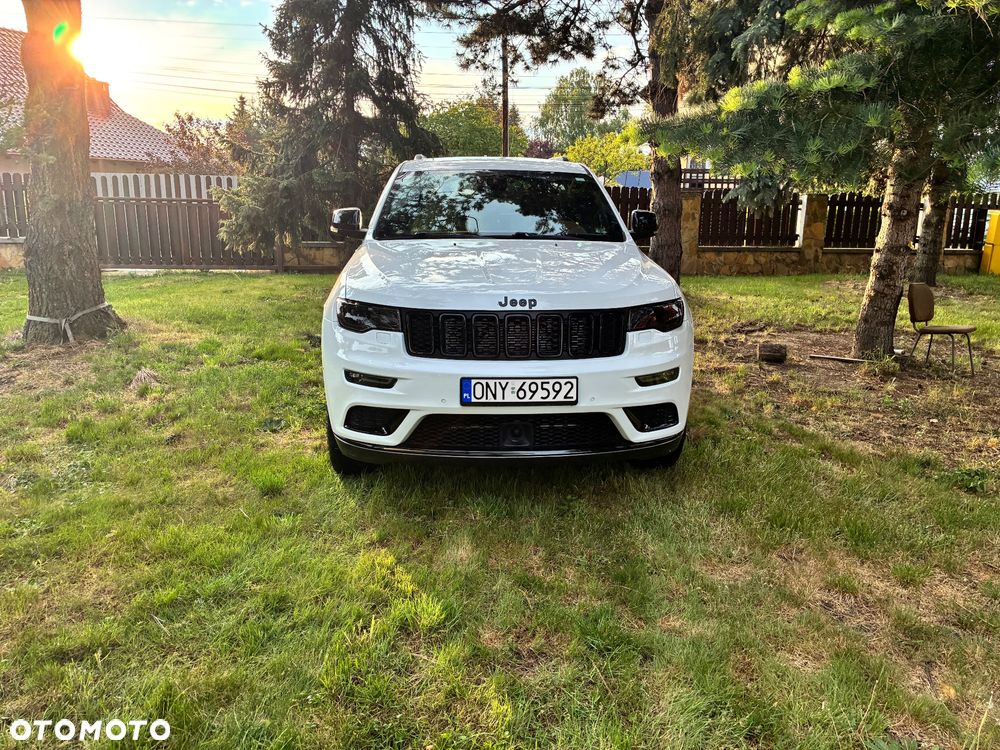 Jeep Grand Cherokee 5.7 V8 HEMI Overland Summit - 1