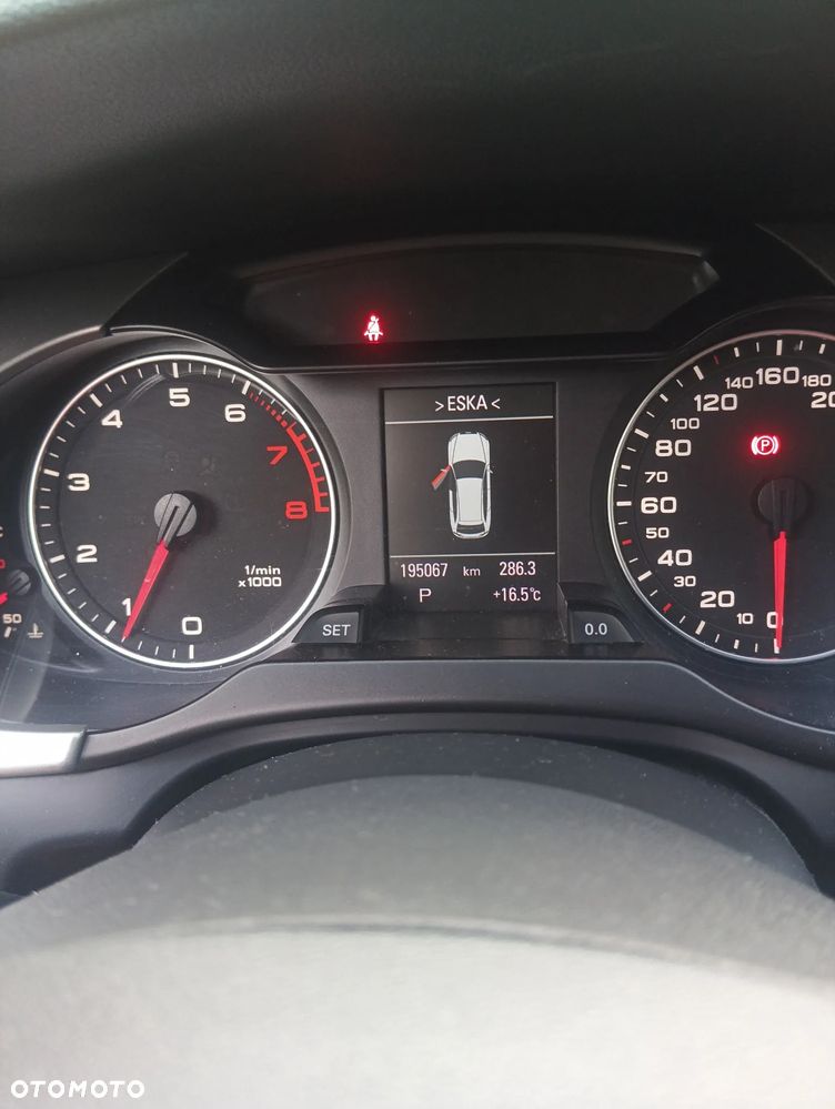 Audi A4 Avant 2.0 TFSI quattro S tronic S line Sportpaket - 4