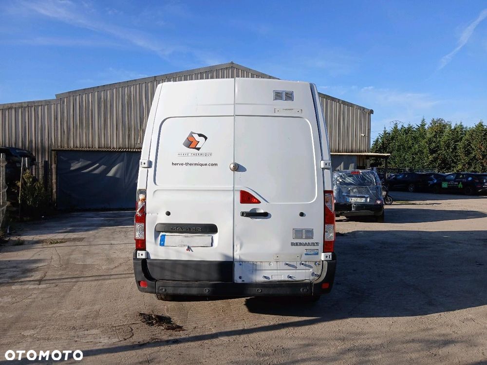 Renault Master - 10