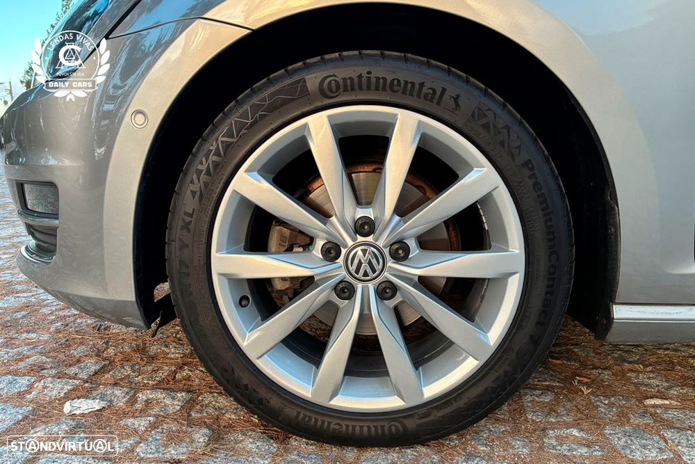 VW Golf 1.6 TDi Highline - 9