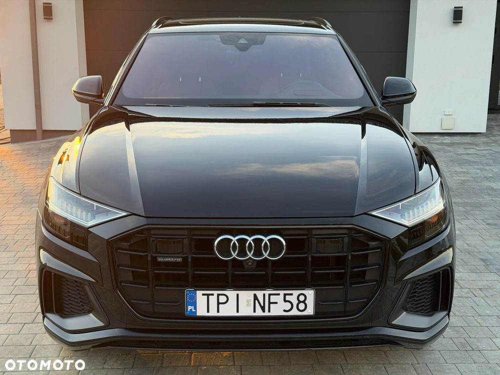 Audi Q8 - 9