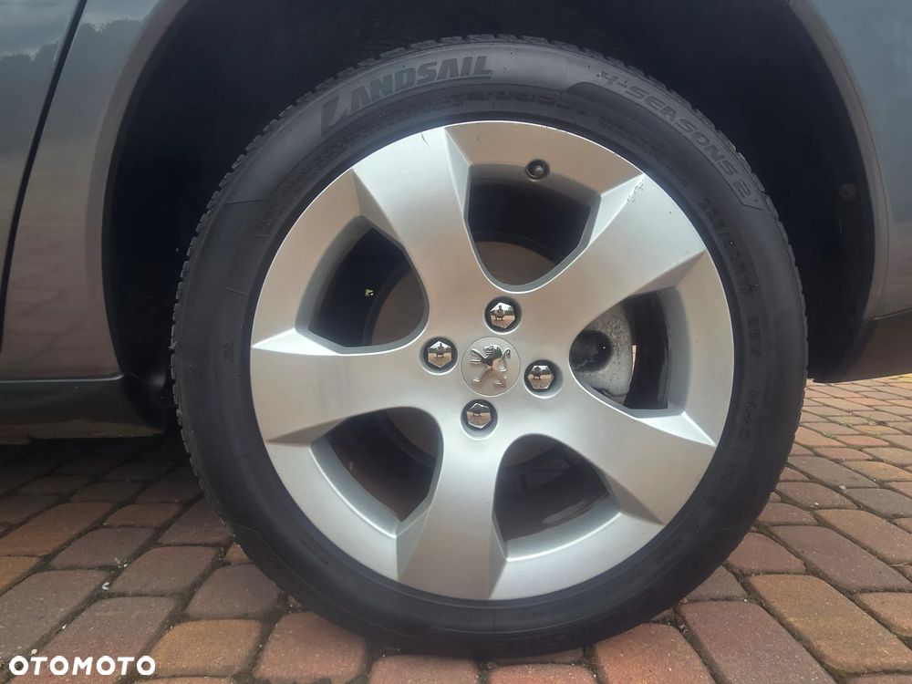Peugeot 3008 1.6 Premium - 30