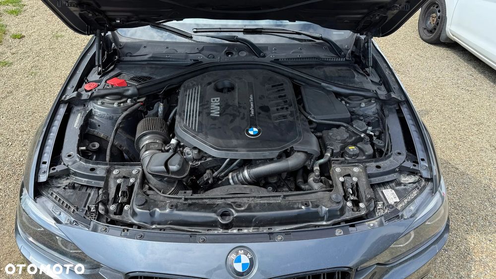 BMW Seria 3 340i xDrive Edition M Sport Shadow - 14