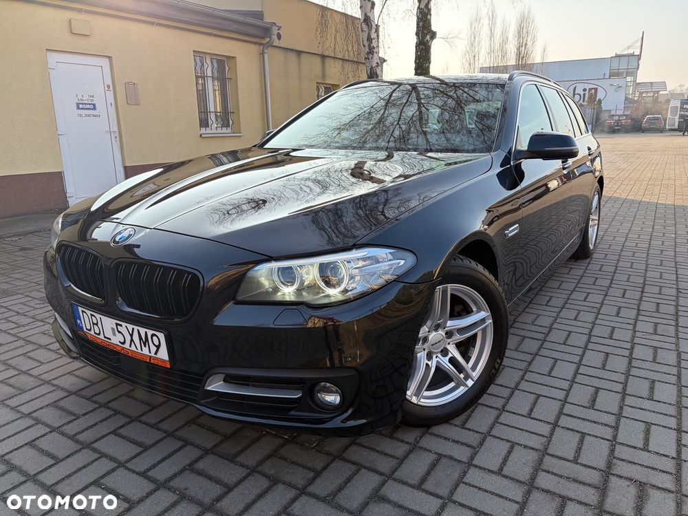 BMW Seria 5 520d xDrive - 8