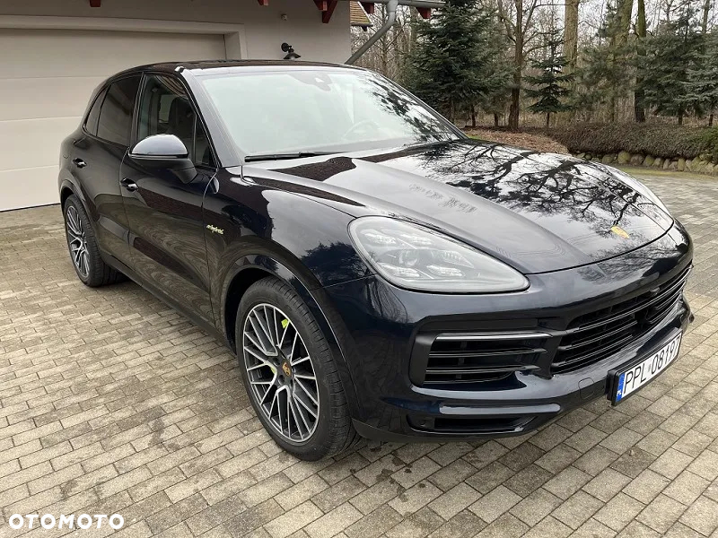 Porsche Cayenne - 2
