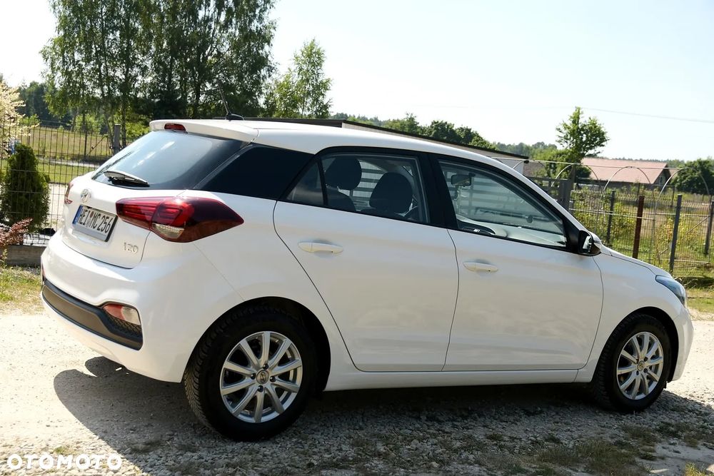 Hyundai i20 1.2 Fifa World Cup Edition - 9