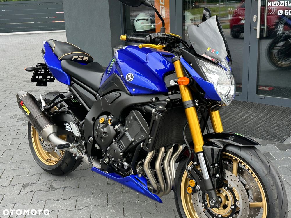 Yamaha FZ8 - 22
