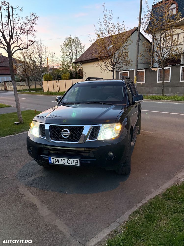 Nissan Pathfinder - 6