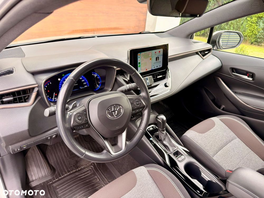 Toyota Corolla 2.0 Hybrid Trek - 10
