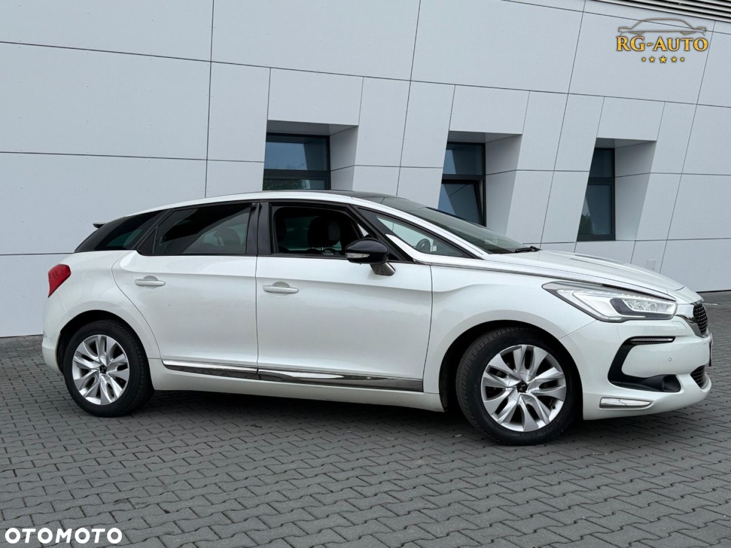 DS Automobiles DS 5 - 5