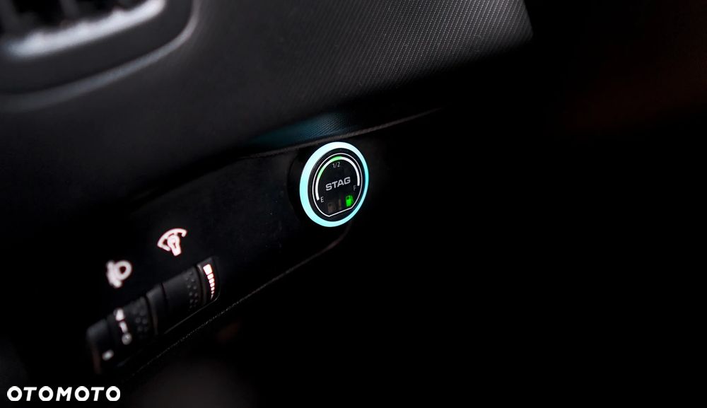 Kia Ceed 1.6 GDI Business Line - 16