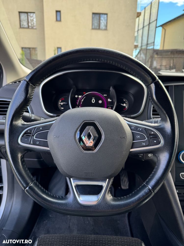 Renault Megane ENERGY dCi EDC Intens - 9