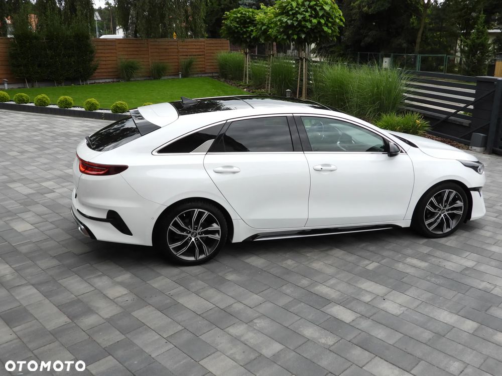 Kia ProCeed 1.5 T-GDI DCT7 OPF GT LINE - 6