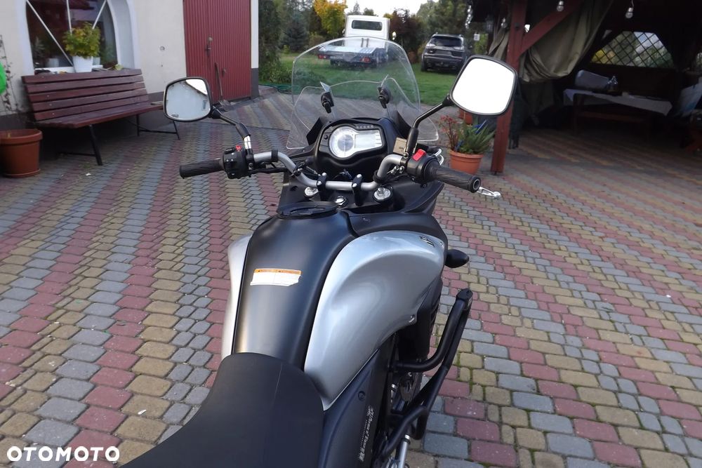 Suzuki V-STROM - 19