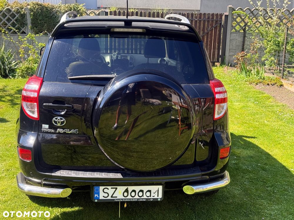 Toyota RAV4 2.0 VVT-i Premium - 4