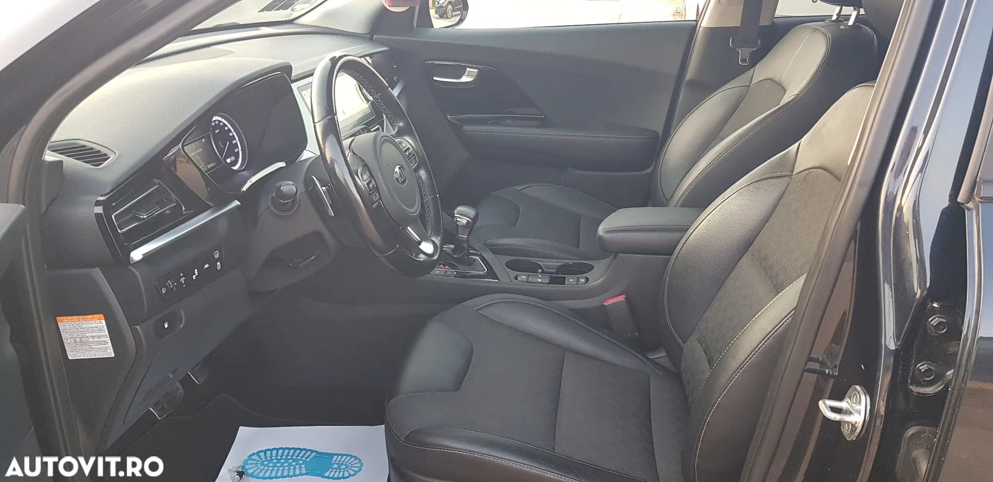 Kia Niro 1.6 GDI 6DCT PHEV Comfort - 8