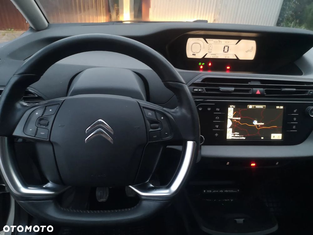 Citroën C4 e-HDi 115 Selection - 23