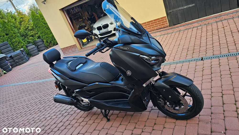 Yamaha X-max - 4