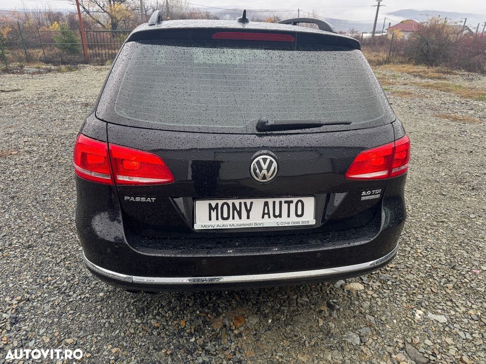 Volkswagen Passat Variant 2.0 Blue TDI DSG SCR Comfortline - 4