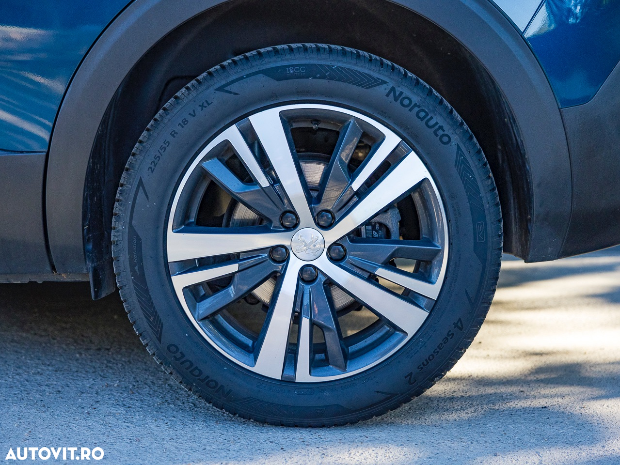Peugeot 3008 1.2 PureTech 130 EAT8 Allure Pack - 18