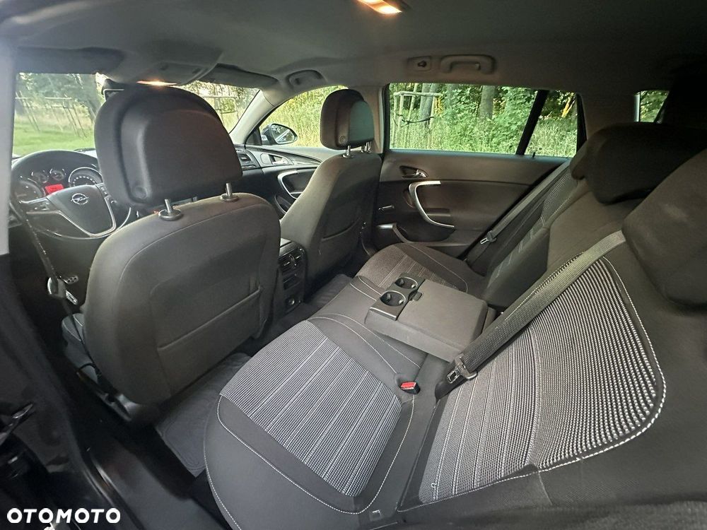 Opel Insignia - 22