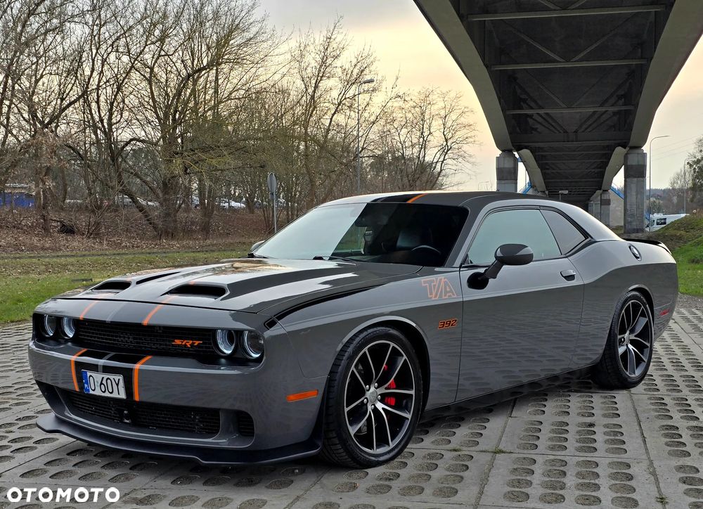 Dodge Challenger - 3
