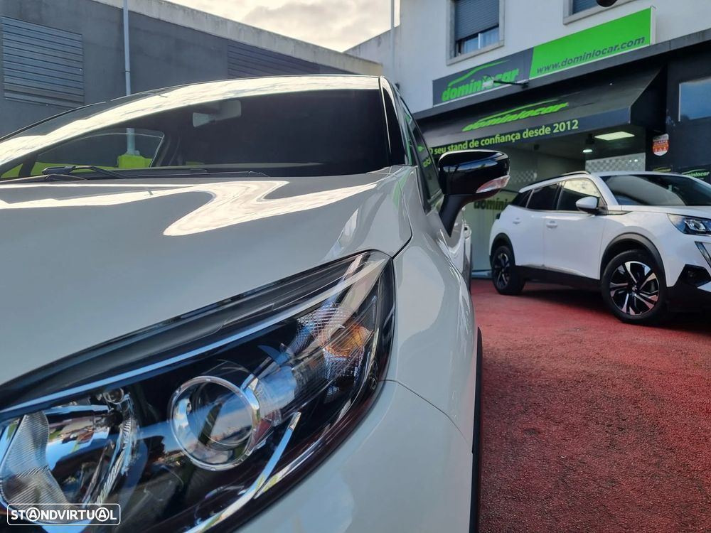 Renault Captur 1.2 TCe Exclusive EDC - 6