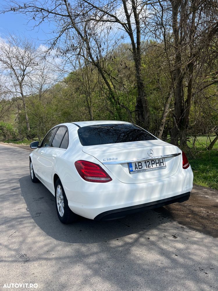 Mercedes-Benz C - 4