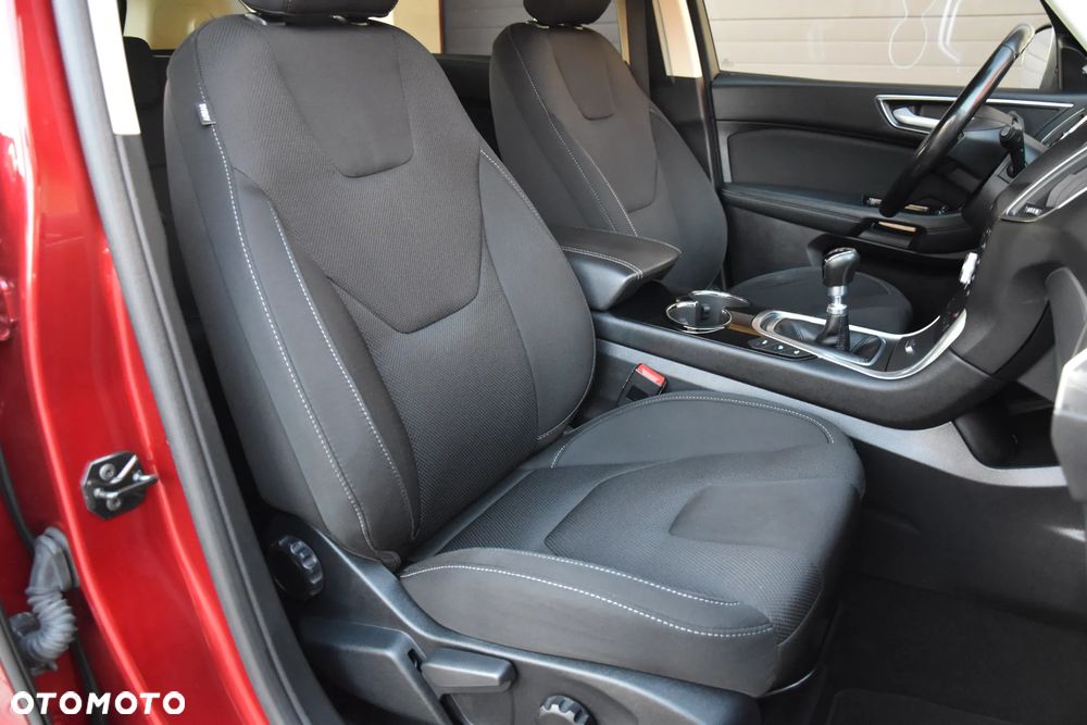 Ford S-Max 2.0 TDCi Titanium - 19