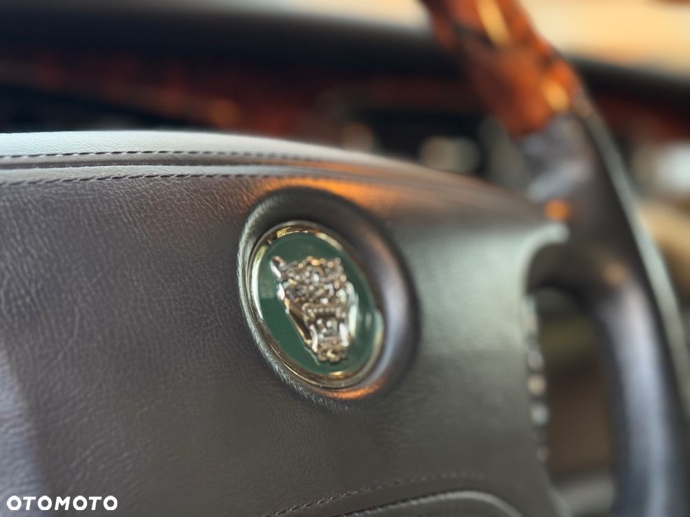 Jaguar XJ XJ6 2.7 Twin Turbo Executive - 20