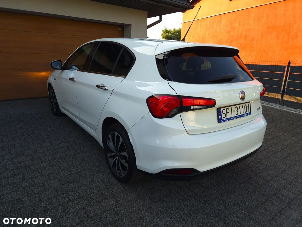 Fiat Tipo 1.4 T-Jet 16v Lounge - 15