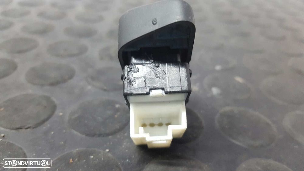 CONTROLE DE BLOQUEIO DE PORTA VOLKSWAGEN POLO (6R1) ADVANCE - 2