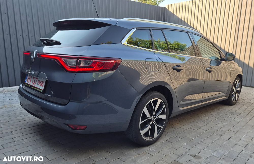 Renault Megane BLUE dCi 115 BOSE EDITION - 3