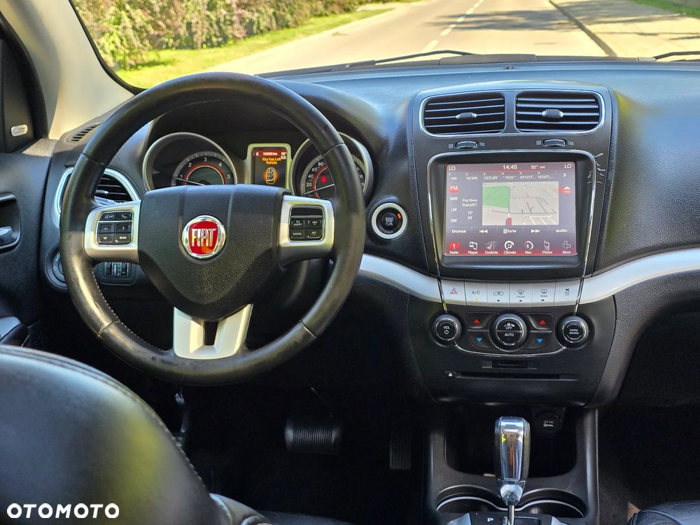 Fiat Freemont 2.0 Multijet Lounge AWD - 26